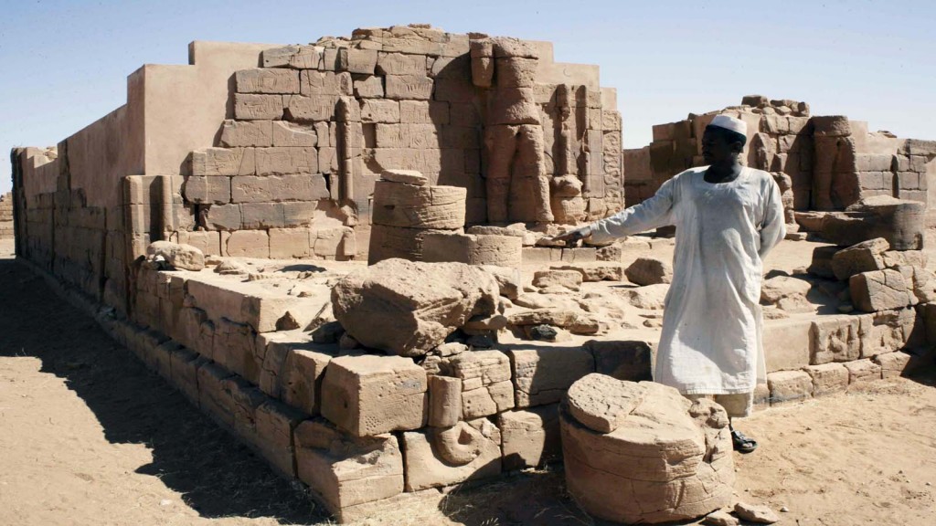 A picture taken on November 10, 2013 shows the remains of a temple that belongs to the Great Enclosure of Musawwarat al-sufra, a large Meroitic temple complex near Naqa, around 200 kilometers northeast of Khartoum. AFP PHOTO EBRAHIM HAMID
