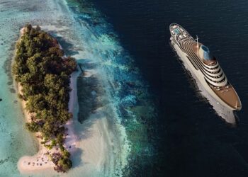 فورسيزونز لليخوت تُعيد تعريف الفخامة في البحر