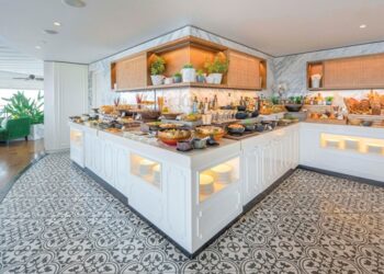 يكشف فندق حياة ريجنسي دبي النقاب عن تجارب مميزة في الطهي