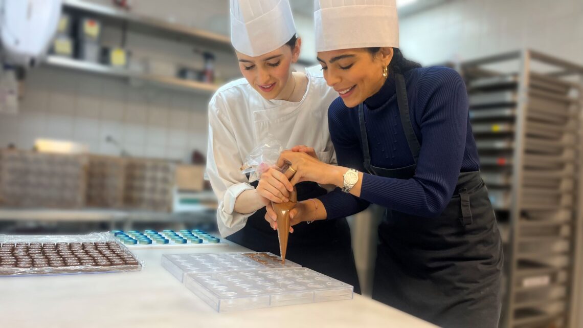 Step into the world of chocolate craftsmanship with behind-the-scenes Shangri-La Jeddah’s pastry kitchen