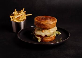 مطعم The Dose by Silvena: وُجهة ترفع السقف في مجال المأكولات الصحية في نادي SEVEN