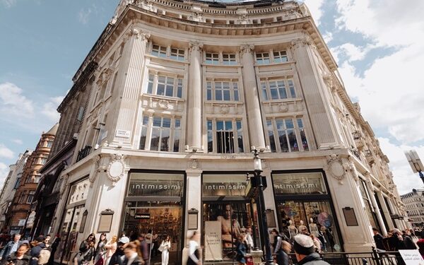 اكتشفوا روعة الصيف في “ويست إند” لندن