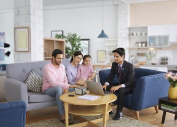 ارتفاع الطلب على خدمات التأشيرة من المنزل بنسبة 20%، والعائلات والأفراد يشكلون النسبة الأكبر من المستفيدين