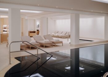 The Stylish Comeback of the Luxurious Adlon Pool