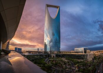 احتفل باليوم الوطني السعودي الـ 94 مع فخامة لا تُنسى في فندق فورسيزونز الرياض