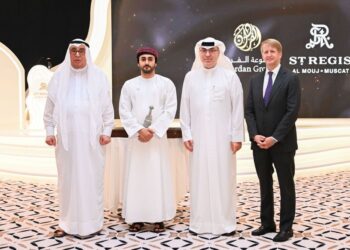 برعاية صاحب السمو السيد ذي يزن بن هيثم بن طارق آل سعيد، مجموعة الفردان ومنتجع سانت ريجيس الموج مسقط يحتفلان بالافتتاح الرسمي لأحدث وجهات الضيافة الفاخرة في عُمان