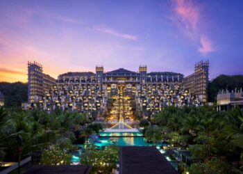 A Beacon of Sustainable Luxury: The Apurva Kempinski Bali Takes Home ‘Best Sustainable Hotel’ Title at Prestigious 2024 ULTRAs Awards at Kensington Palace in London