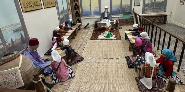 قونيا التركية مركز البساطة والهدوء والروحانيات