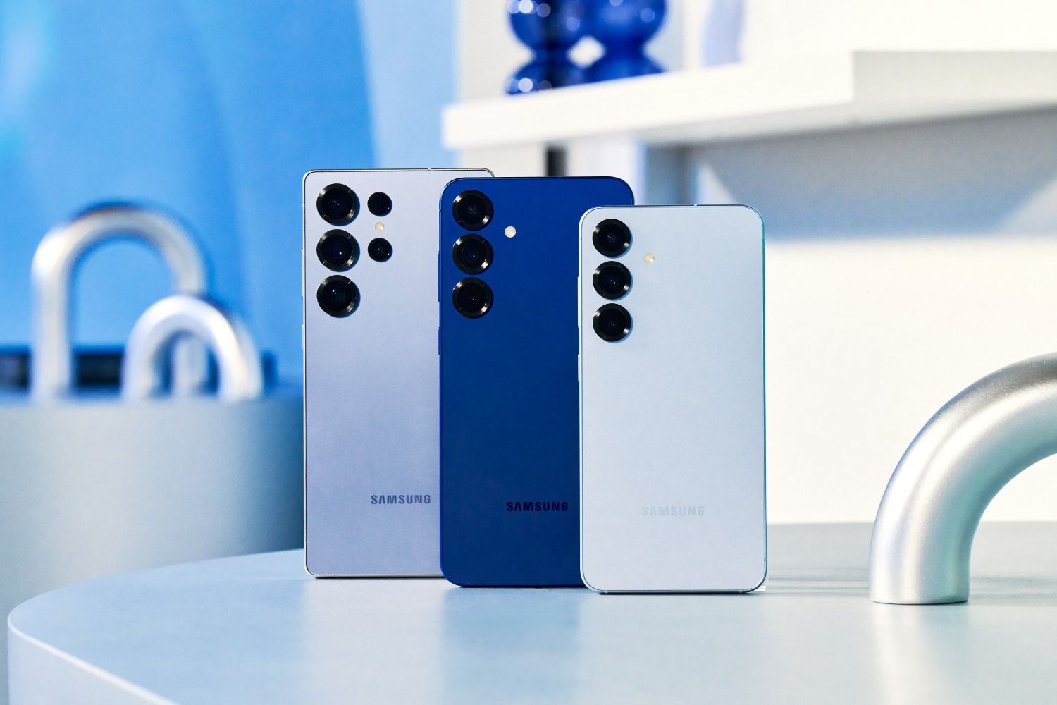 Samsung Galaxy S25 Ultra Introduces Corning® Gorilla® Armor 2, the Industry’s First Anti-Reflective Glass Ceramic For Mobile Devices