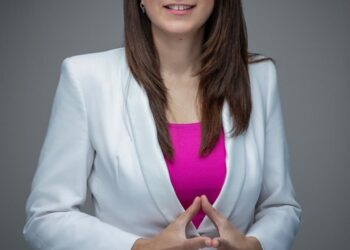 كيف يلبي قطاع الضيافة في الإمارات العربية المتحدة احتياجات المسافرات في شهر رمضان؟