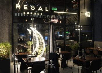 ريجل برجر كعادته يبهرنا بالجديد ، استمتع بتجربة رمضانية لا تُنسى مع ريجل برجر!