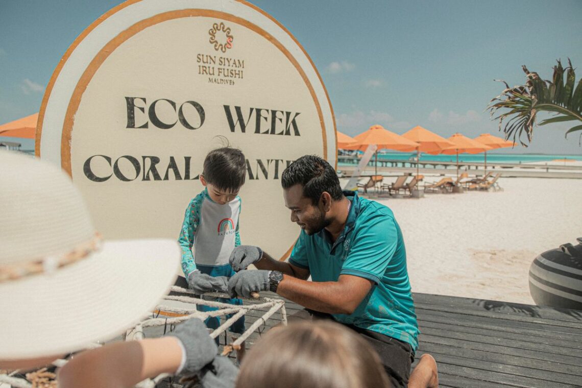 يستضيف منتجع Sun Siyam إيرو فوشي أسبوعًا بيئيًا تكريمًا لليوم العالمي للتوعية بالشعاب المرجانية والبيئة العالمية واليوم العالمي للمحيطات