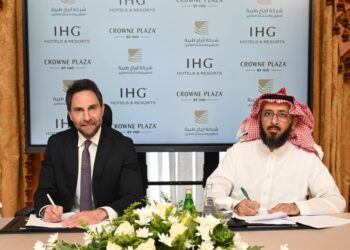 مجموعة فنادق ومنتجعات IHG تعلن عن توقيع اتفاقية لتطوير فندق كراون بلازا المدينة الحرمين ، لتوسيع محفظتها في المدينة المنورة بالمملكة العربية السعودية