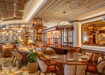 “لولا” بانتظاركم: حيث الأناقة الباريسية تحاكي روعة أجواء جدة