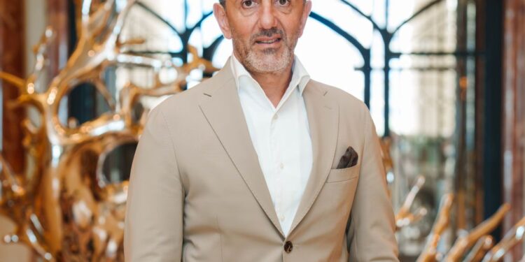 شادي سليمان يُعيَن نائب الرئيس الإقليمي ومدير عام لفندق فورسيزونز الرياض