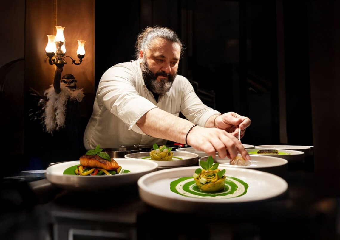 تجارب طهو مميّزة تحتفي بتراث المملكةبانتظار ضيوف فندق فيرمونت الرياض