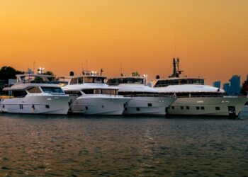 جلف كرافت تتصدر معرض قطر لليخوت 2025 مع عرض مسبق لليخت الجديد نوماد 101