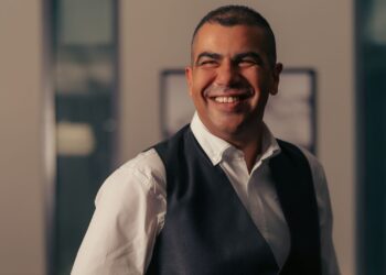 Beyond the Plate: Elevating Business Hospitality Through Food & Service