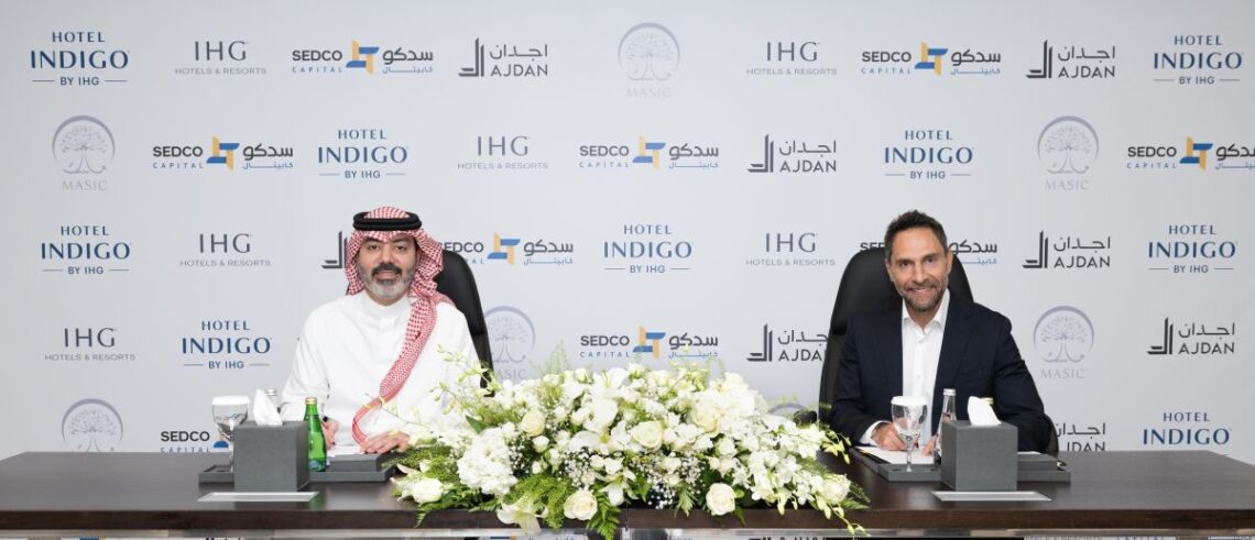مجموعة فنادق ومنتجعات IHG توقع اتفاقية إدارة مع شركة سدكو كابيتال لإطلاق فندق إنديغو جراند سكوير جدة