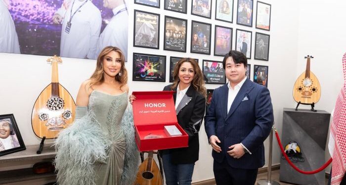 شراكة استراتيجية بين مجموعة روتانا للموسيقى و HONOR توثق لحظات لا تتكرر انطلاقا من حفل نجوى كرم وآدم
