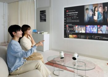 سامسونج تكشف عن The Freestyle+ قبل انطلاق CES 2026، مستعرضة شاشة متنقلة أكثر ذكاءً مدعومة بالذكاء الاصطناعي