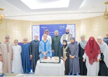 تحت شعار “نور على نور” .. “مكارم” تحتفي بحفظة القرآن الكريم في لقاء روحاني استثنائي