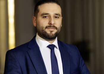 رؤية جوليو روفائيل: قيادة التميز في العلامة التجارية بفنادق ومنتجعات “جنة”