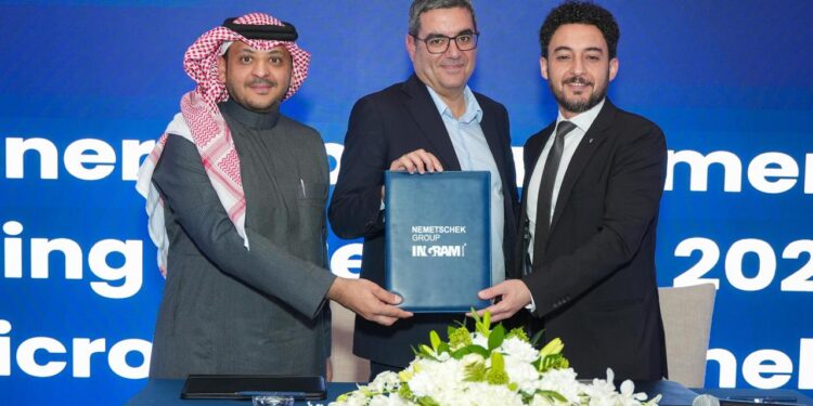 شراكة استراتيجية بين «نيميتشك» و«إنجرام مايكرو» لتعزيز التحول الرقمي في قطاع العمارة والبناء بالمنطقة