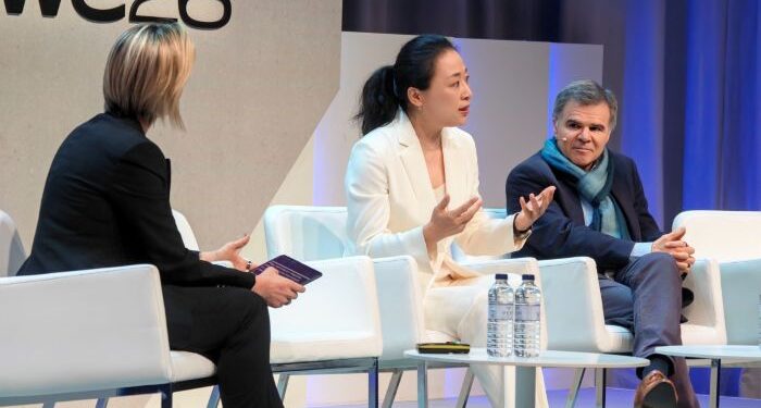 HONOR  تفتح الباب لتعاون مفتوح ضمن رؤيتها الجديدة للأجهزة المدعومة بالذكاء الاصطناعي، مع دخول هذه الأجهزة مرحلة جديدة من الفرص