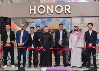 HONOR  تطلق أول وأكبر مركز خدمة ما بعد البيع من نوعه في المملكة العربية السعودية