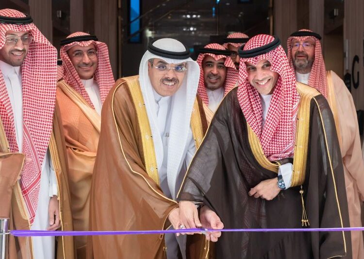 “أوقاف للاستثمار” و”طيبة” يدشنان رسمياً فندق وأجنحة “مكارم برج المدينة” في قلب المدينة المنورة.. نموذجاً رائداً للشراكة بين القطاعين الوقفي والخاص