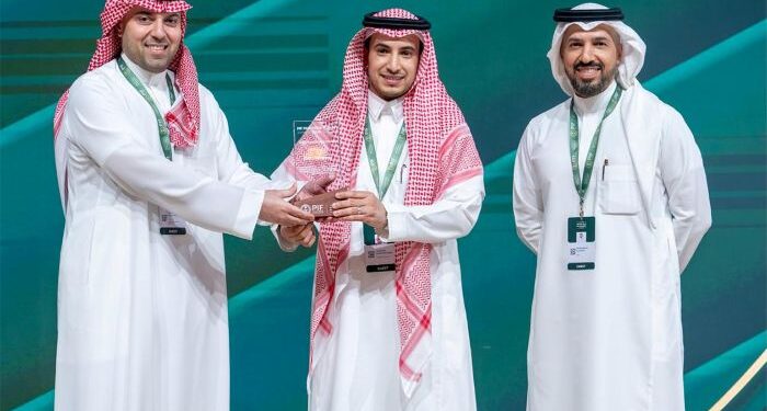 “عِلم” تحصد جائزة الثقافة المؤسسية ضمن منتدى شركاء صندوق الاستثمارات العامة 2026