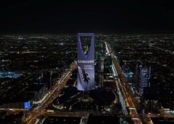 إطلاق سلسة هواتف Samsung Galaxy S26 يضيء سماء المملكة باستحواذ إعلاني حصري وشامل عبر شبكة “روتانا ساينز”
