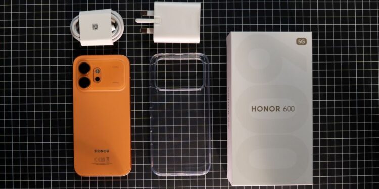 إعادة تعريف الرائد.. سلسلة HONOR 600 series تجمع الأداء المتميز مع تكلفة أقل
