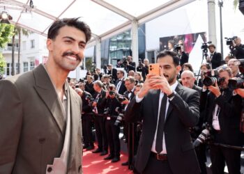 HONOR تستعرض هاتف «روبوت فون» وإمكانات جديدة للتصوير المحمول خلال فعالية «تشاينا نايت» ضمن مهرجان كان السينمائي